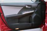 Toyota Camry SE V6 2012 года
